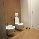 Solux - Perfect Location - Free Parking Apartment *