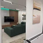 Apartment Solux - Perfect Location - Free Parking