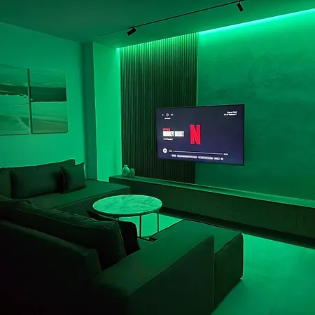 Apartment Solux - Perfect Location - Free Parking