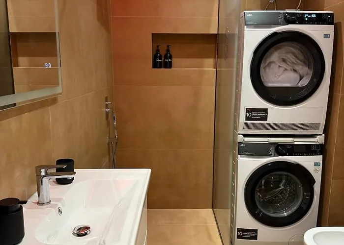 Solux - Perfect Location - Free Parking Appartement *